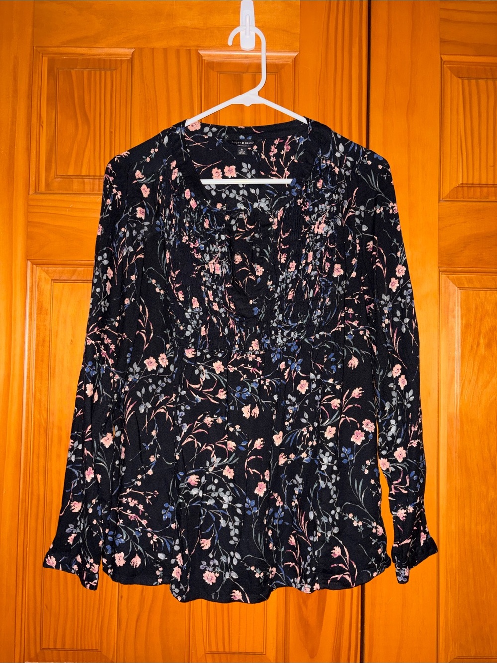 Lucky Brand Black Floral V-Neck Long-Sleeve Blouse